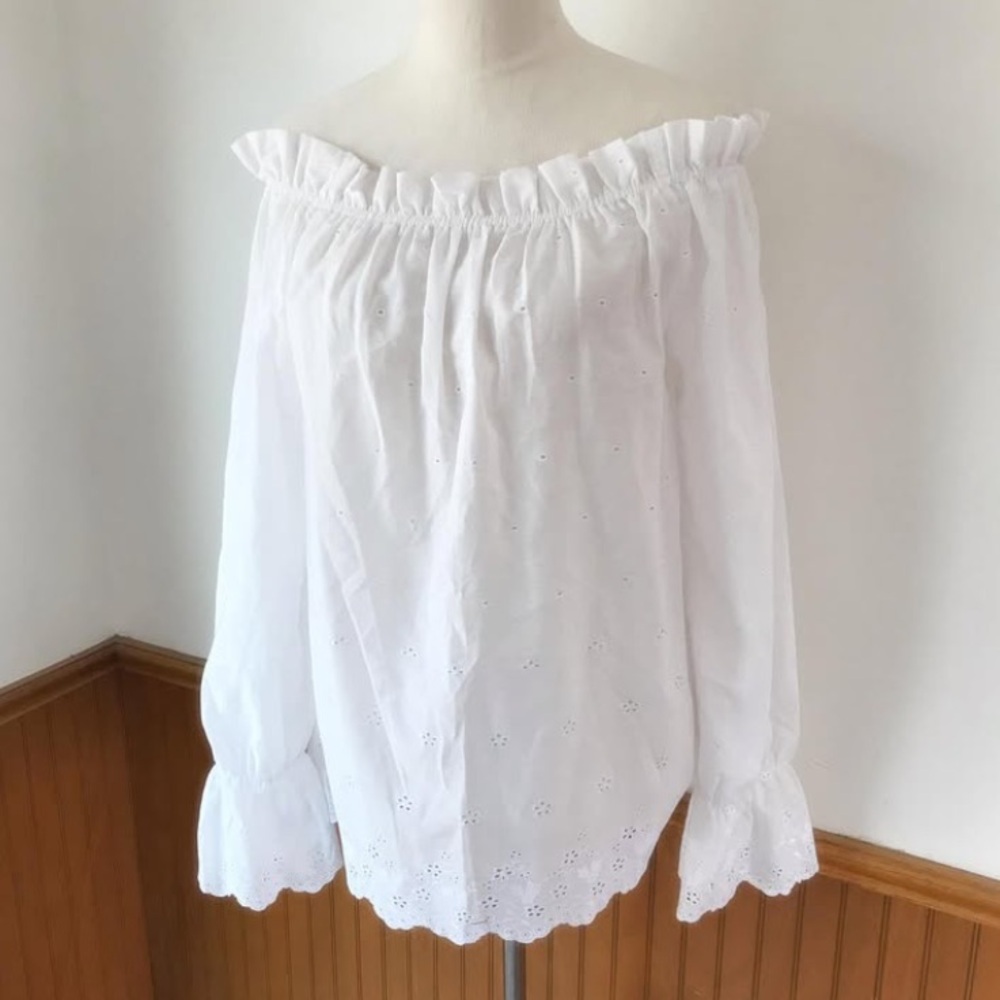 white eyelet vintage long sleeve top blouse shirt small cottagecore prairie core